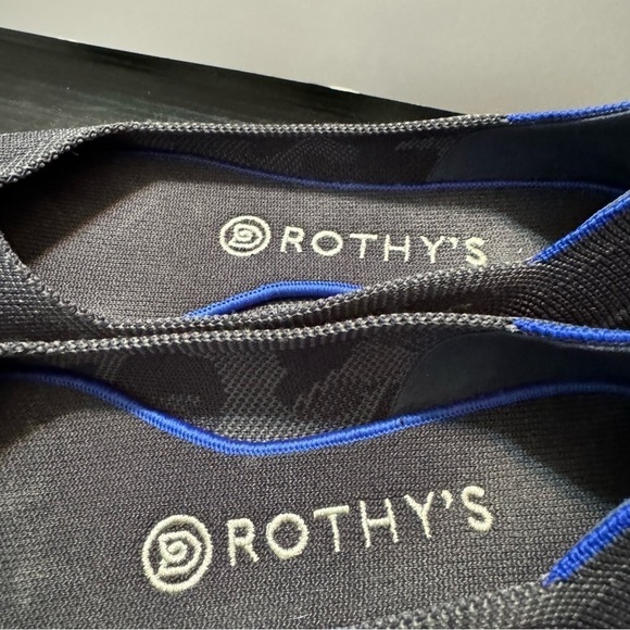 Rothy’s Retired The Point Gray Camo Pointed Toe Knit Ballet Flats - Picture 5 of 8